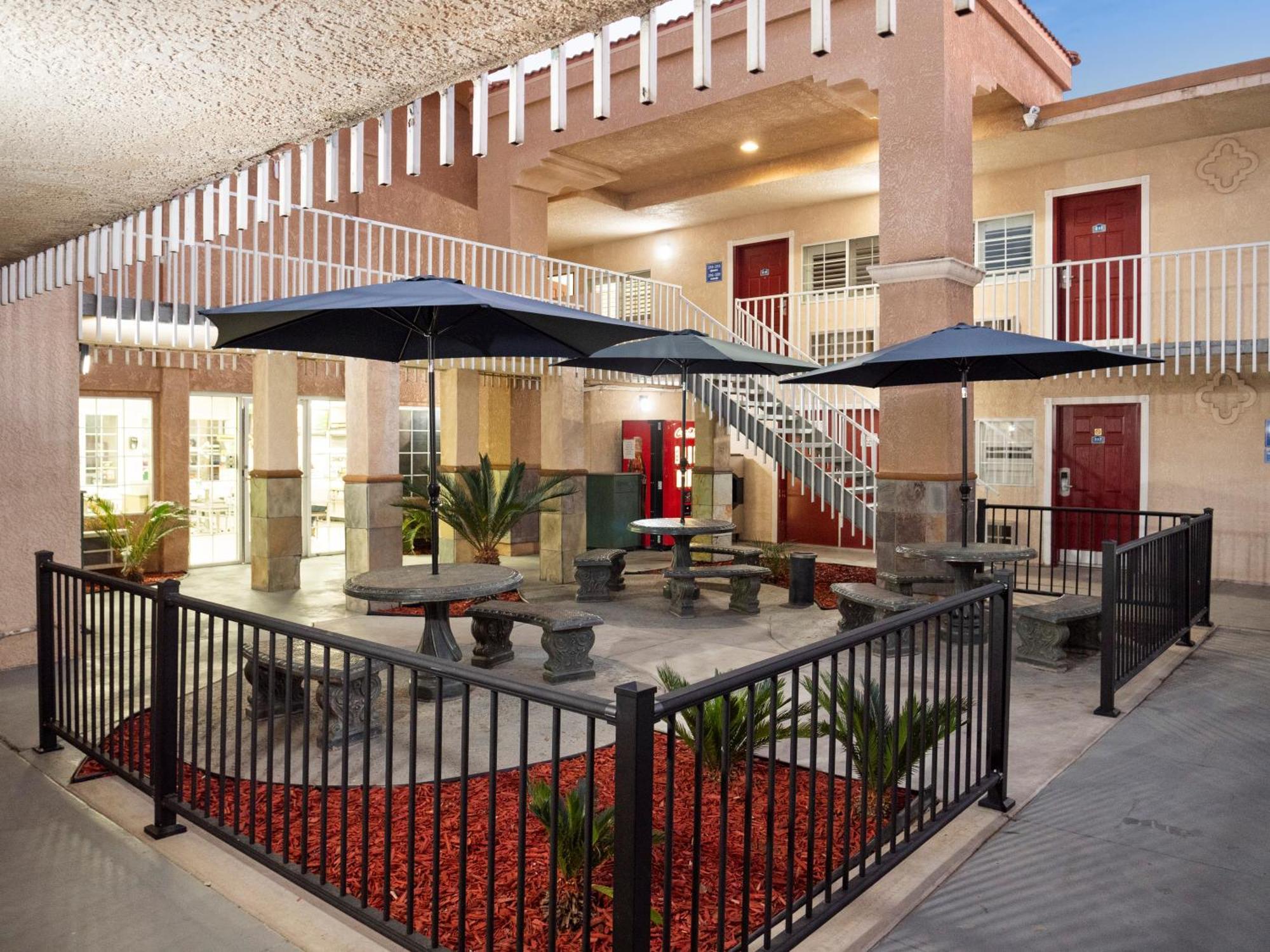 פרסנו Dream Inn מראה חיצוני תמונה
